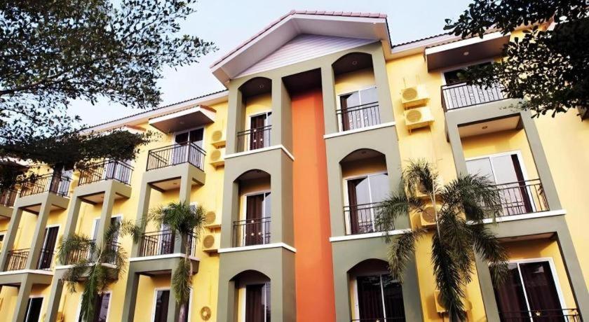 B2 Buriram Boutique And Budget Hotel Exterior photo